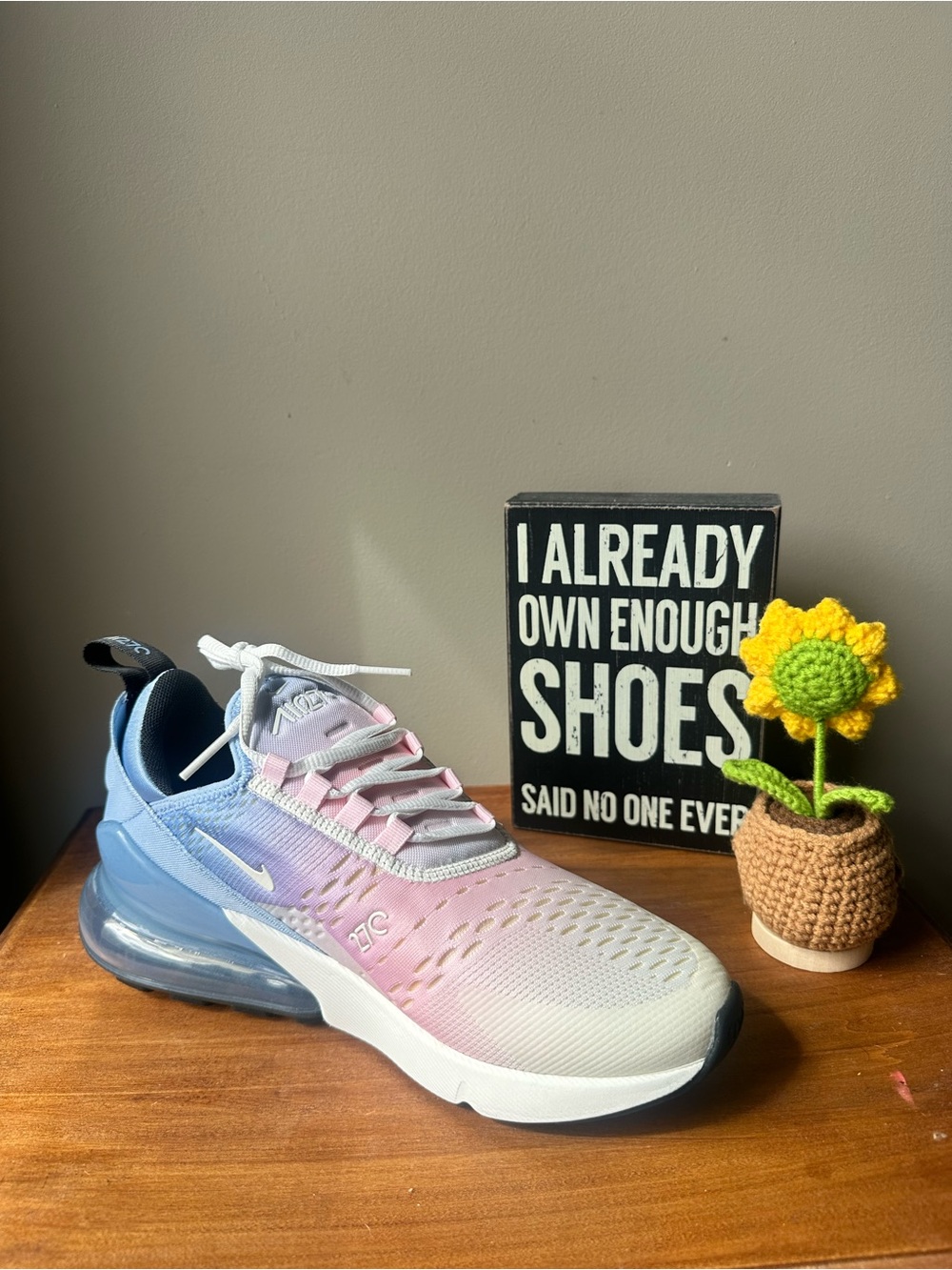Nike Women’s Gradient Pink and Blue Air Max 270 Sneaker